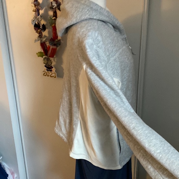 Pacer Women’s Zip Up Mixed Material Colorblock Velour and Sweatshirt Jacket - Picture 3 of 7